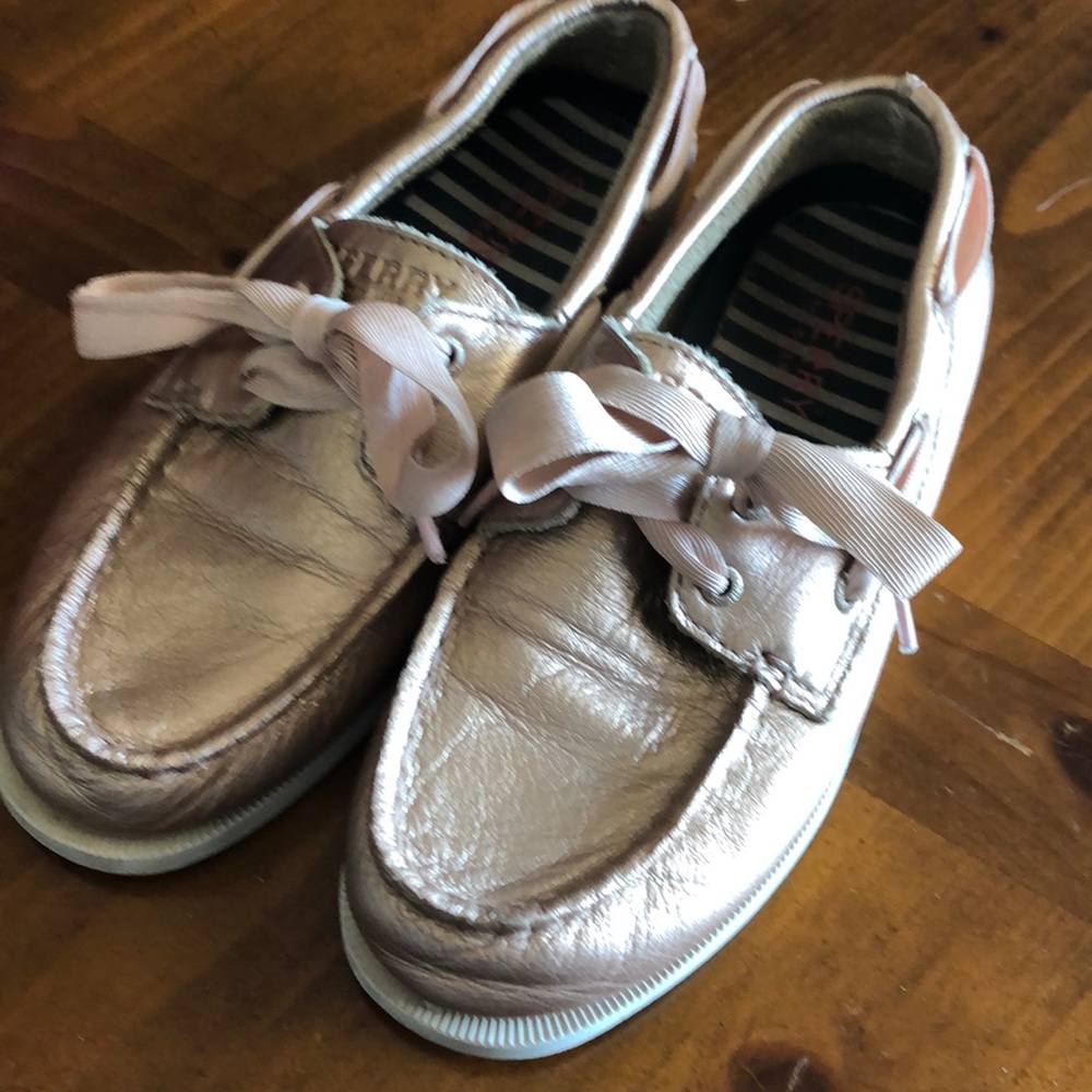 Sperry girl’s loafers